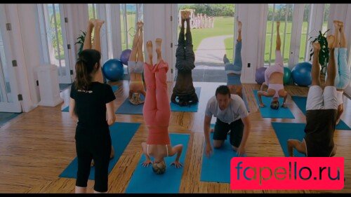 Kristen Bell Onlyfans Photo Gallery 