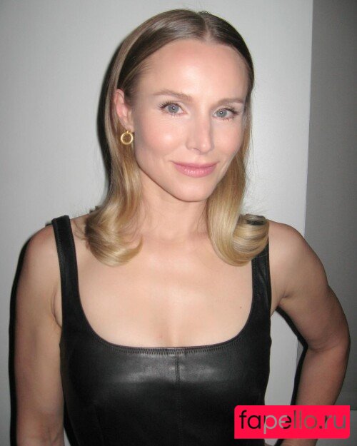 Kristen Bell Onlyfans Photo Gallery 