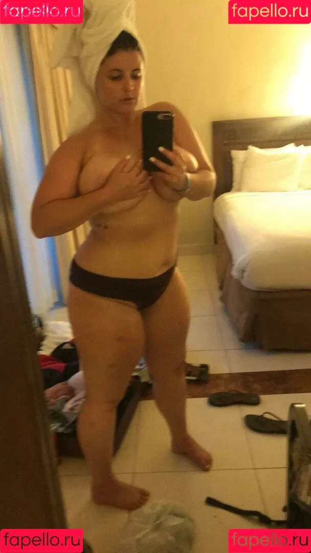 LucyLou Onlyfans Photo Gallery 