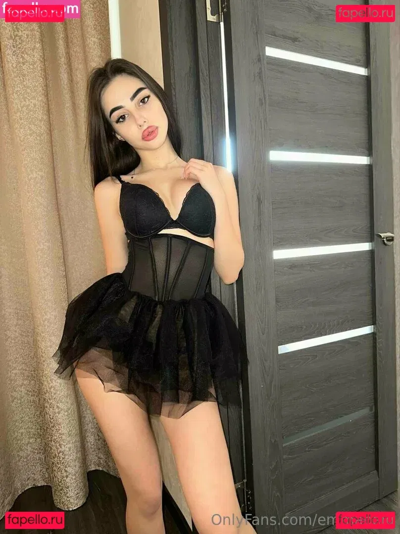 emmapaid Onlyfans Photo Gallery 