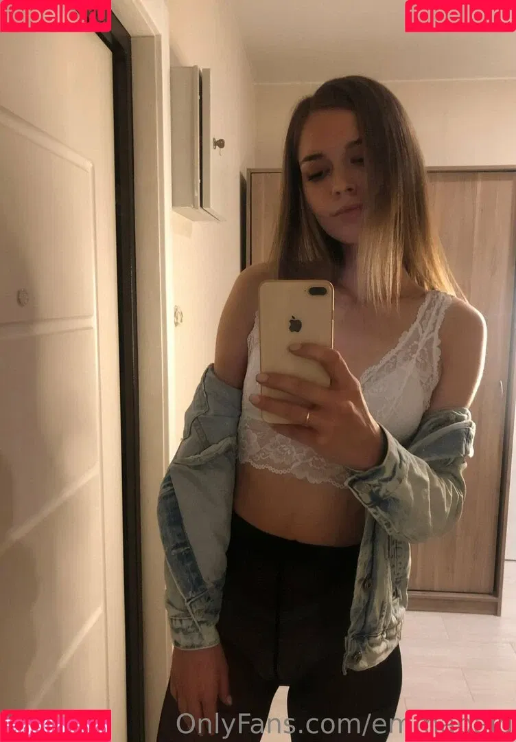 emmapaid Onlyfans Photo Gallery 