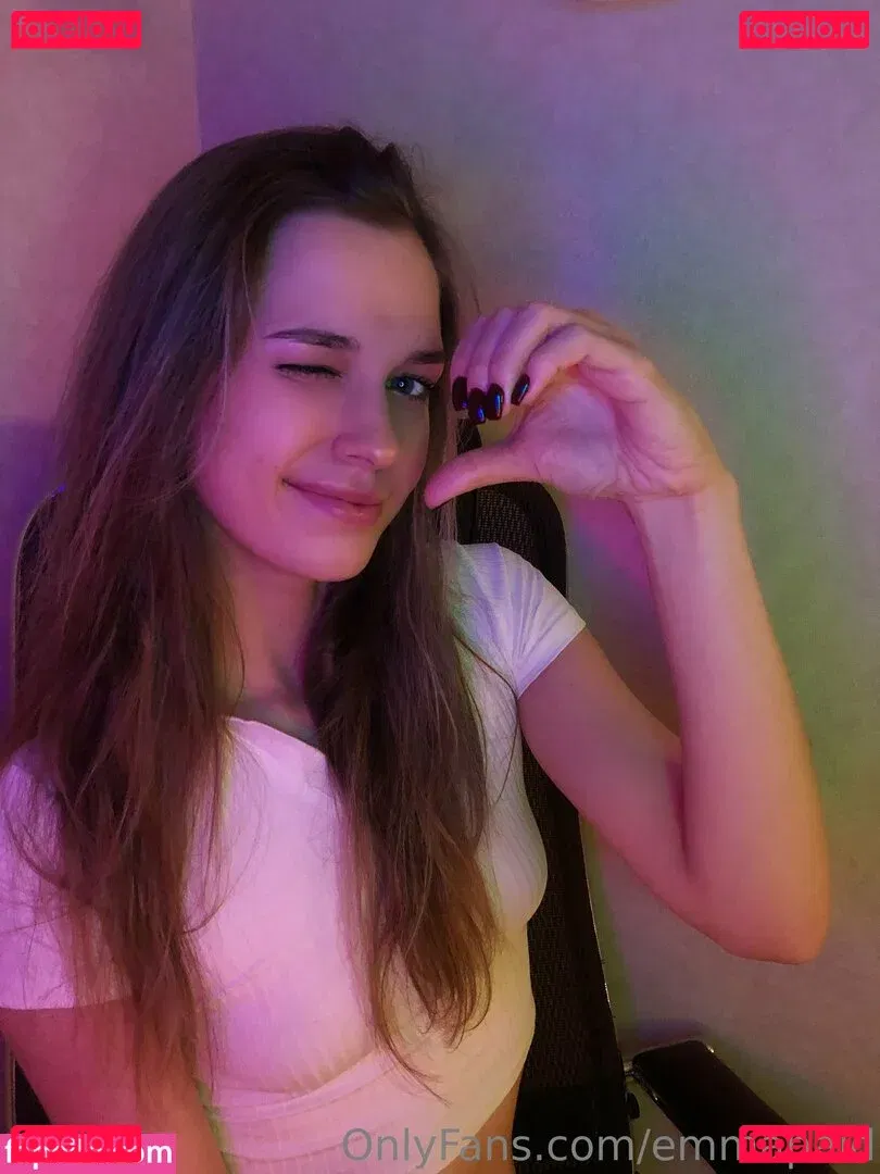 emmapaid Onlyfans Photo Gallery 