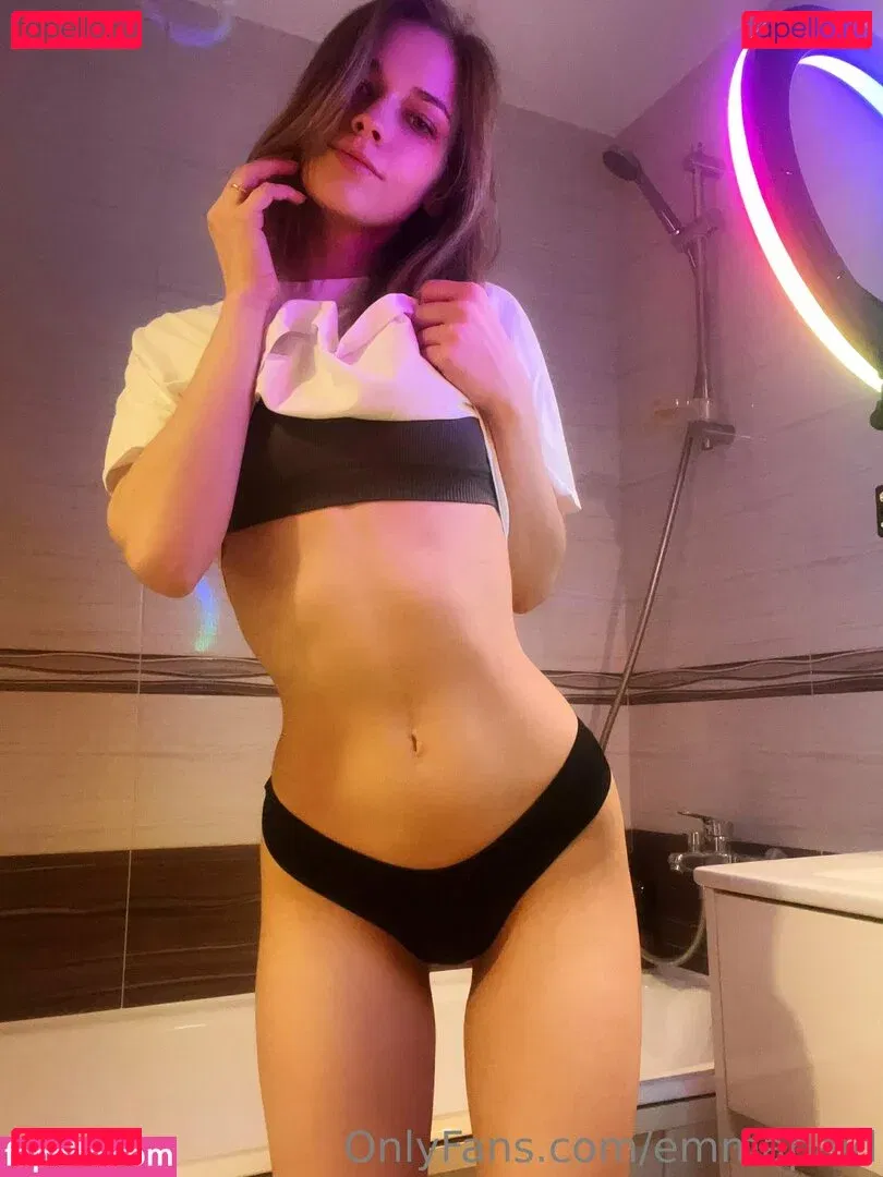 emmapaid Onlyfans Photo Gallery 