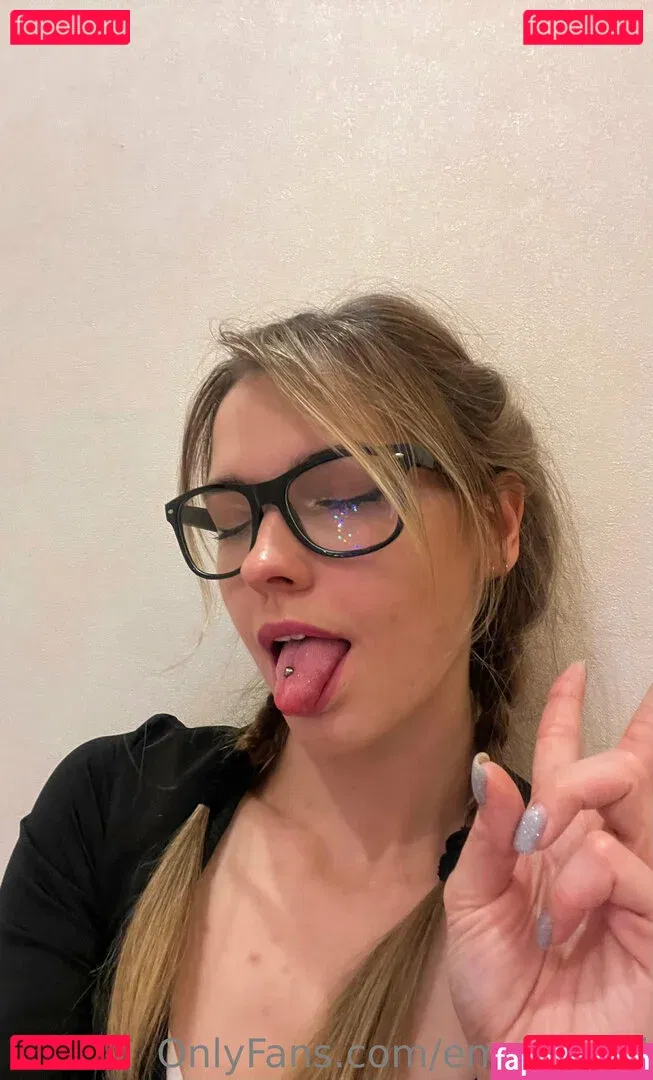 emmapaid Onlyfans Photo Gallery 