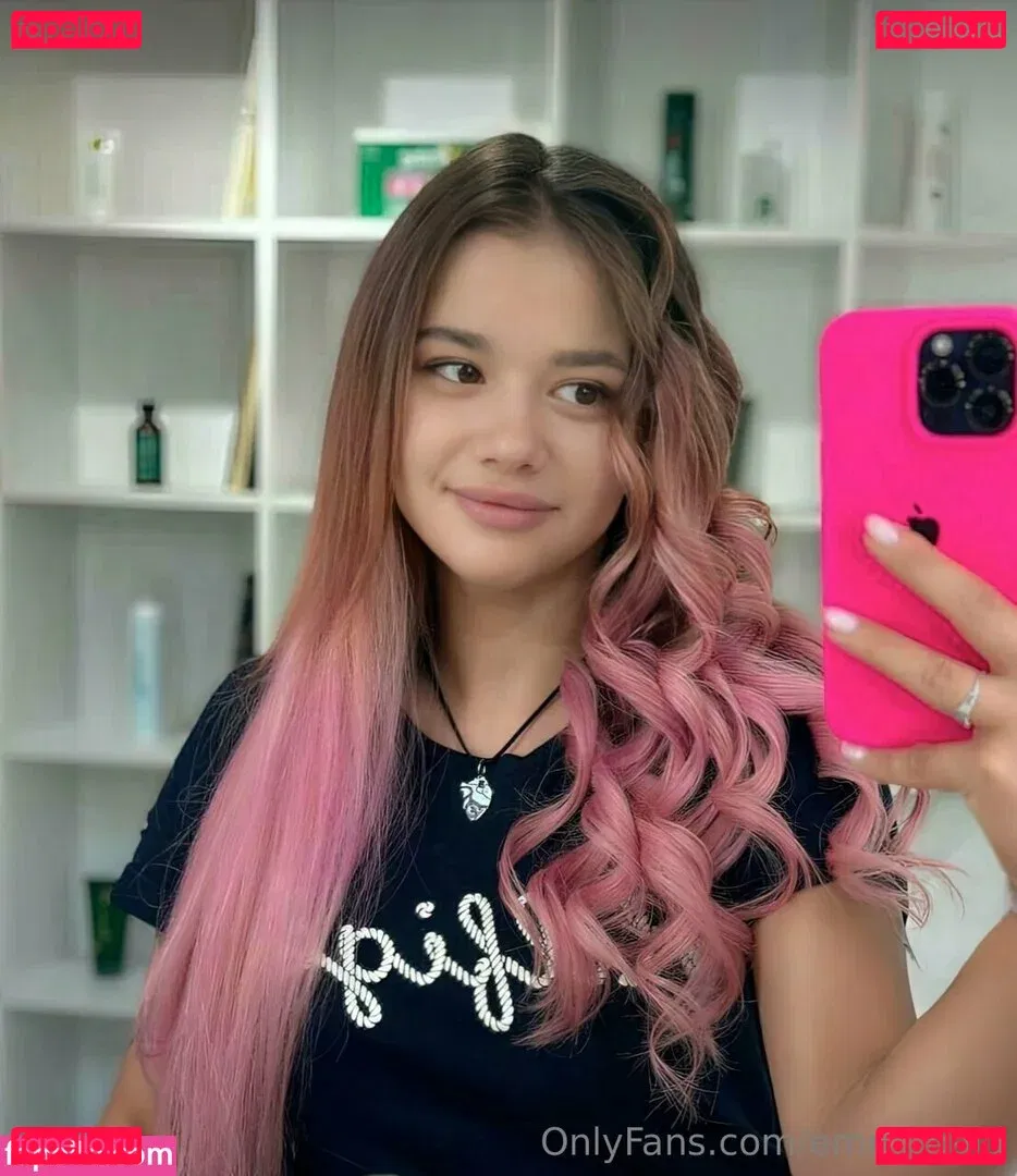 emmapaid Onlyfans Photo Gallery 