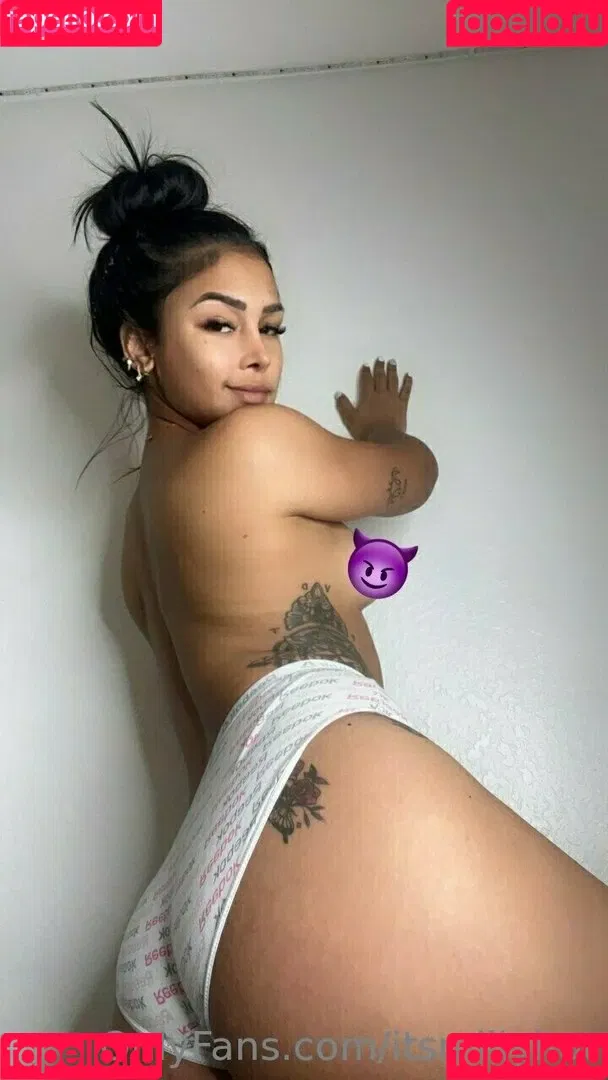 itsmillyhot Onlyfans Photo Gallery 