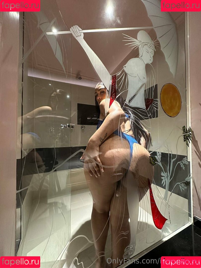 itsmillyhot Onlyfans Photo Gallery 