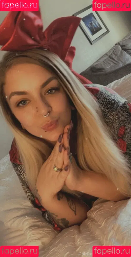 inkedshyvixen Onlyfans Photo Gallery 