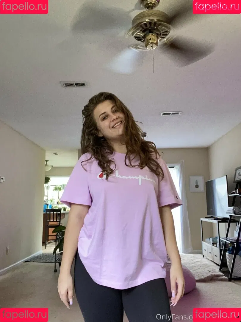 bellecreed Onlyfans Photo Gallery 