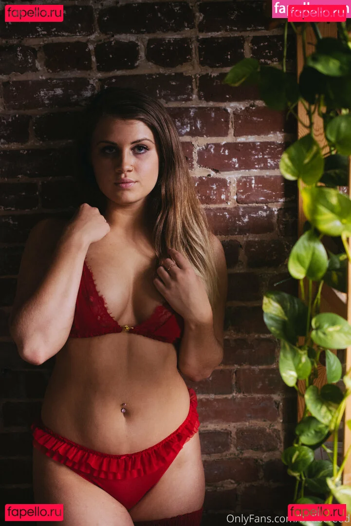 bellecreed Onlyfans Photo Gallery 