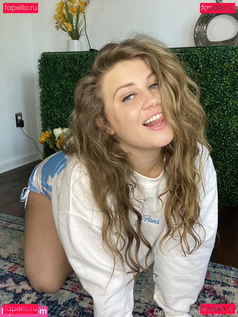 bellecreed Onlyfans Photo Gallery 