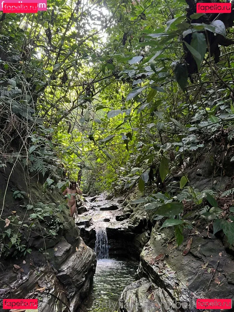 bellecreed Onlyfans Photo Gallery 