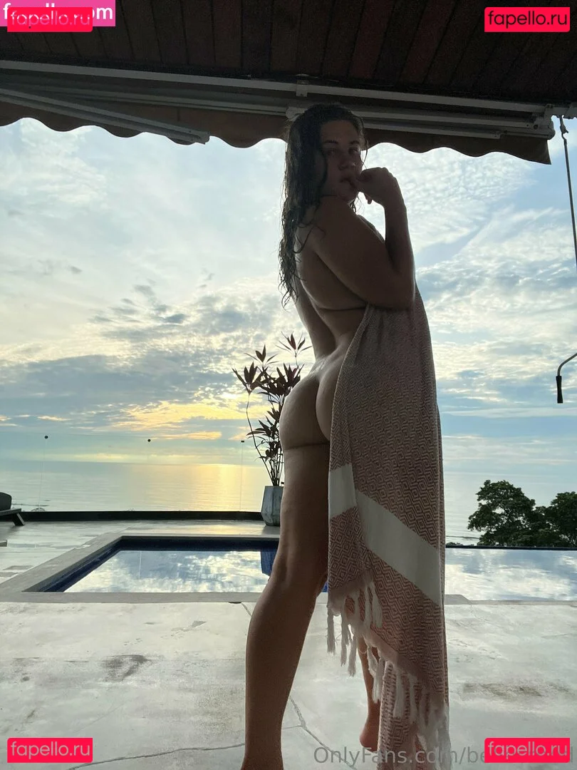 bellecreed Onlyfans Photo Gallery 