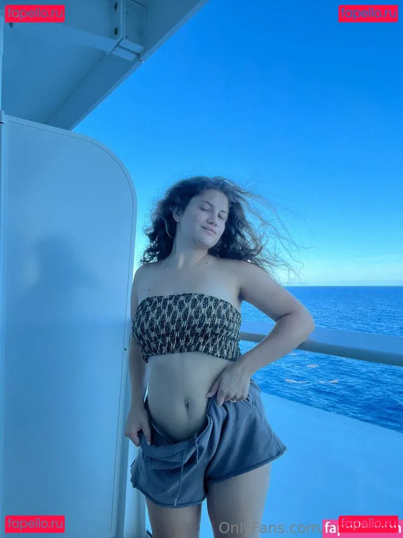 bellecreed Onlyfans Photo Gallery 