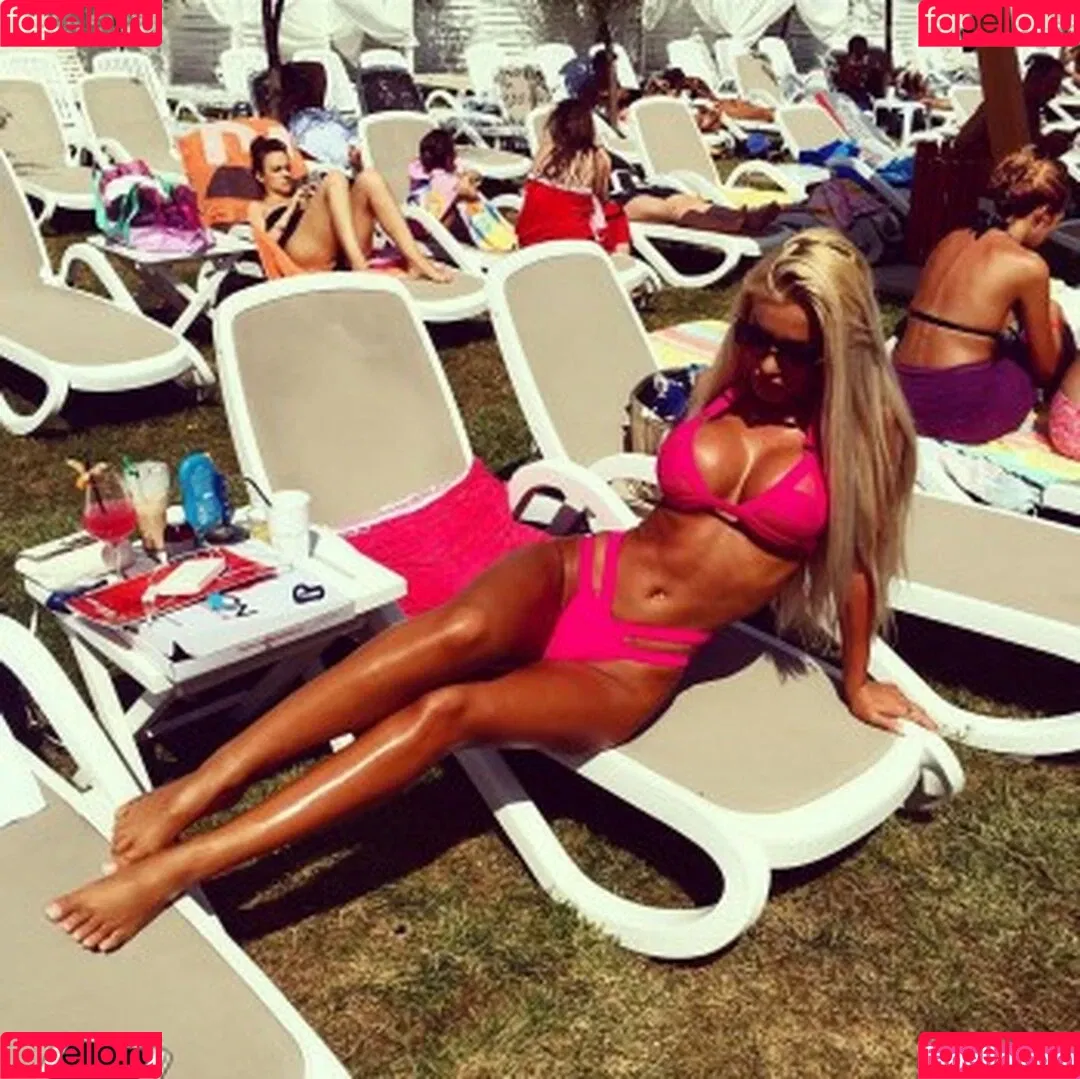 Loredana Chivu Onlyfans Photo Gallery 