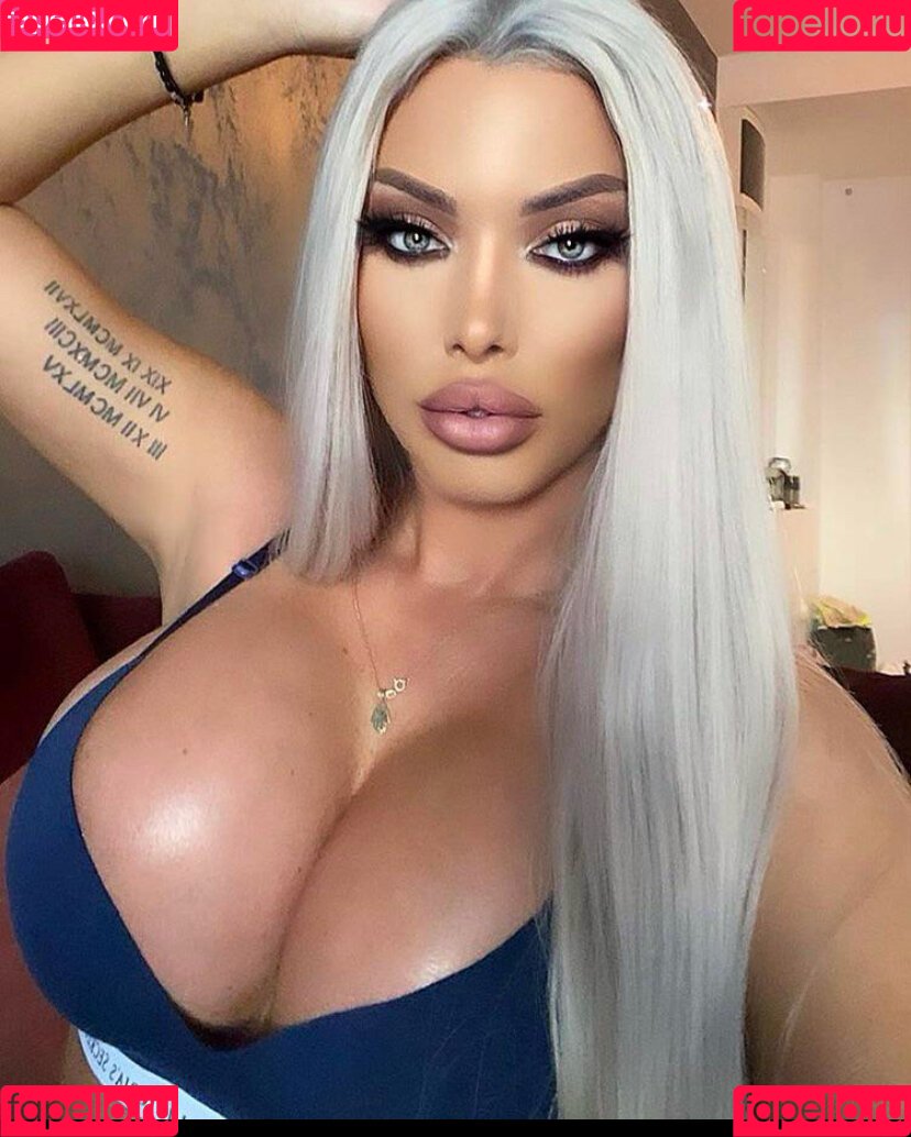 Loredana Chivu Onlyfans Photo Gallery 