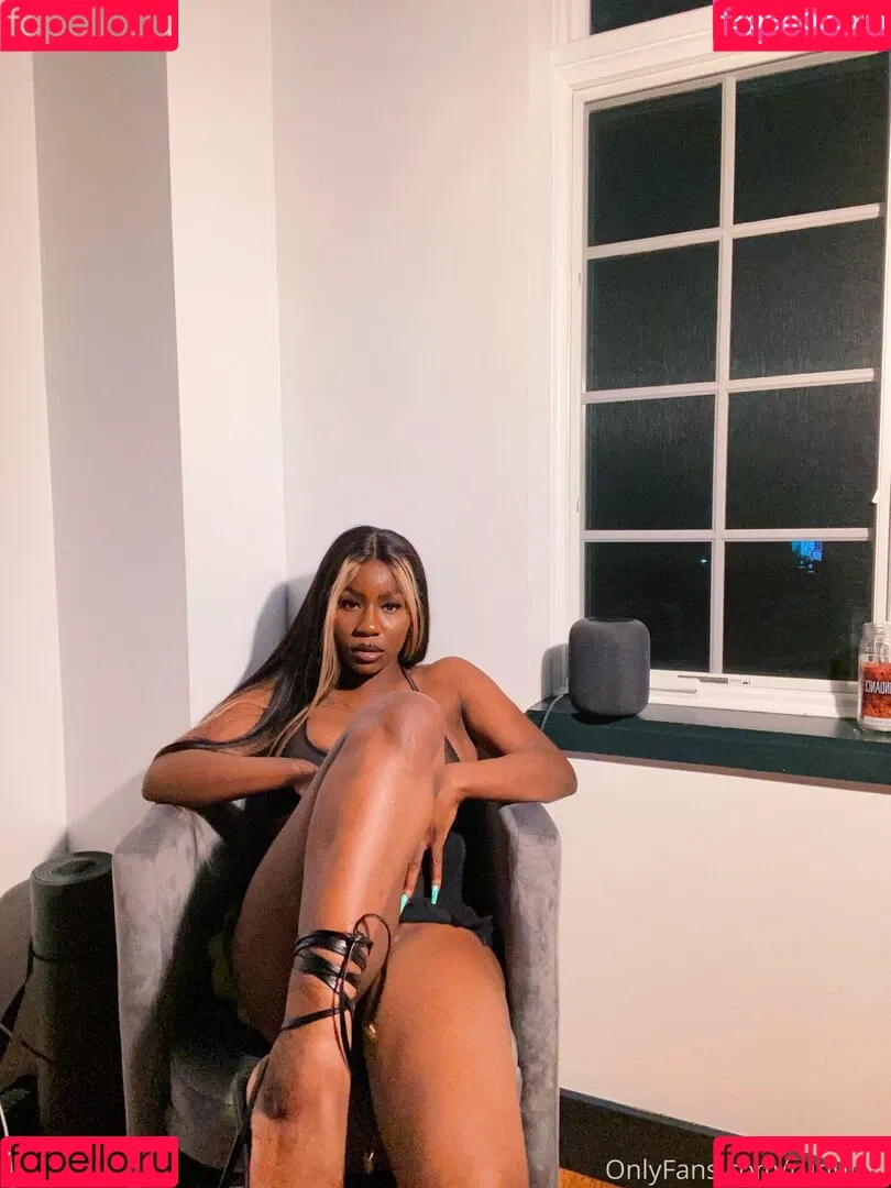 rudumb Onlyfans Photo Gallery 