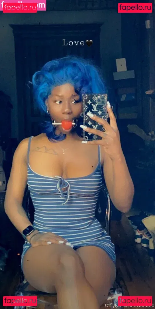 rudumb Onlyfans Photo Gallery 