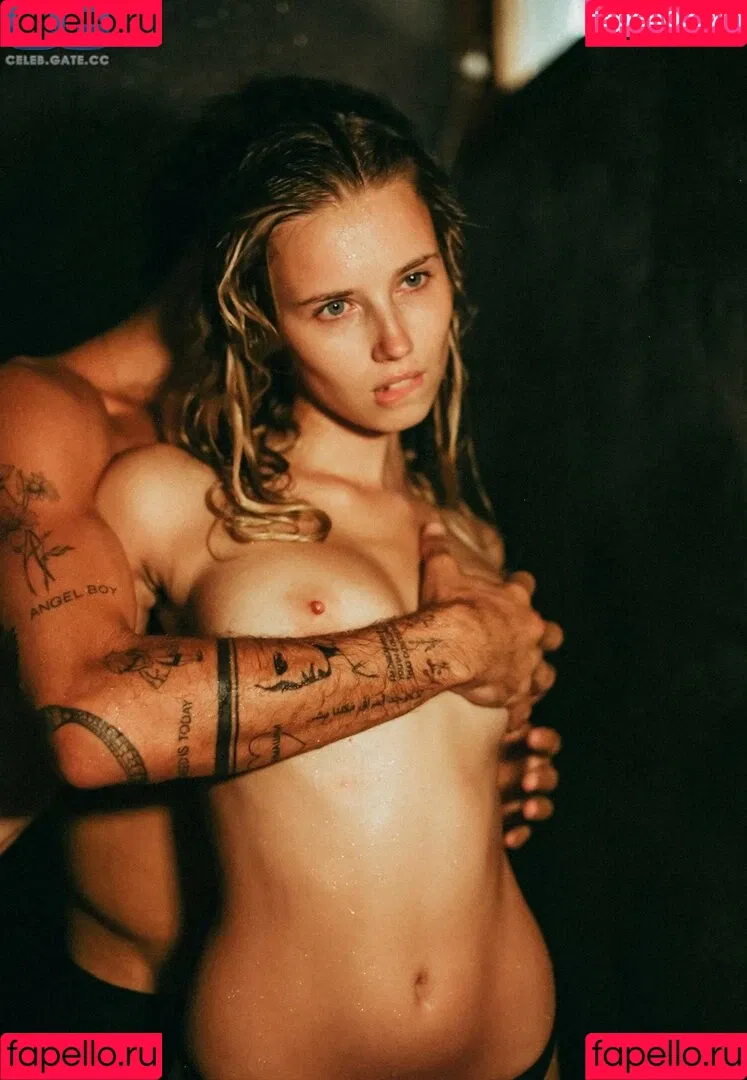 Polina Malinovskaya Onlyfans Photo Gallery 