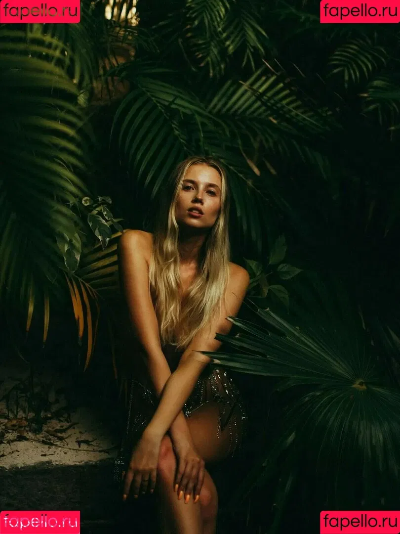 Polina Malinovskaya Onlyfans Photo Gallery 