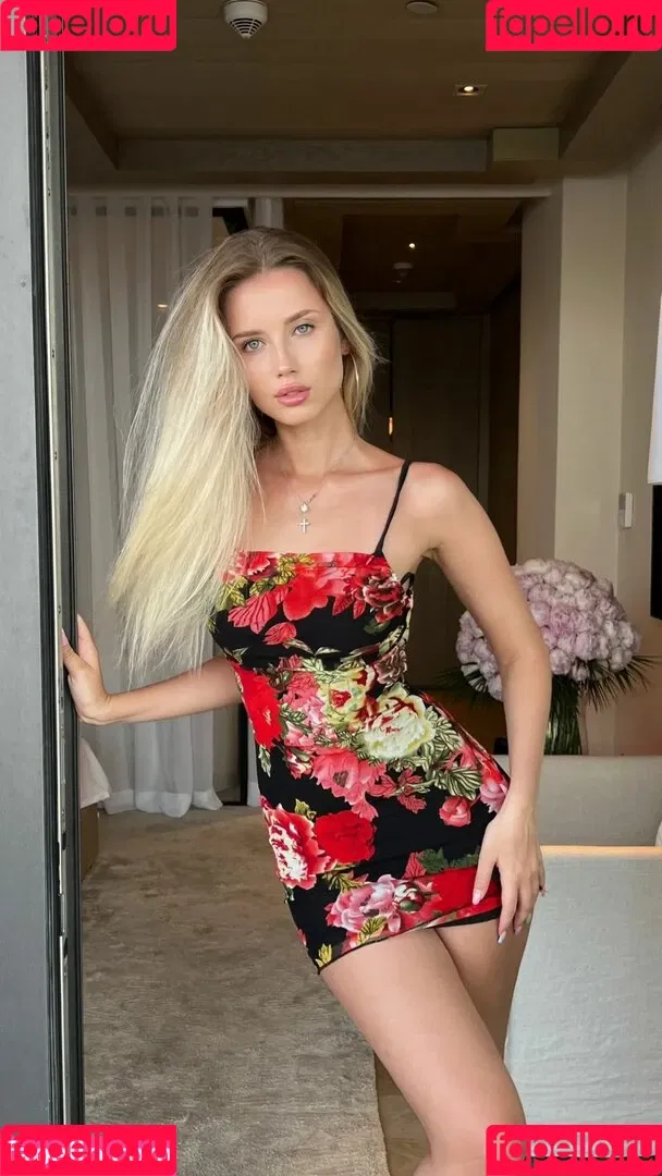 Polina Malinovskaya Onlyfans Photo Gallery 