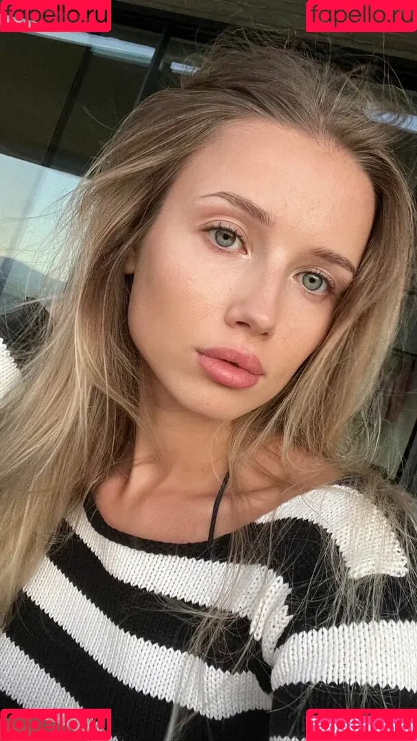 Polina Malinovskaya Onlyfans Photo Gallery 
