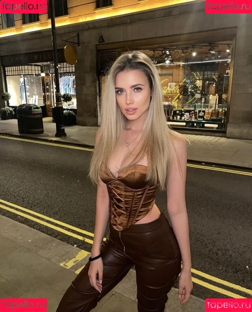 Polina Malinovskaya Onlyfans Photo Gallery 