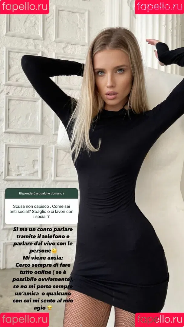 Polina Malinovskaya Onlyfans Photo Gallery 