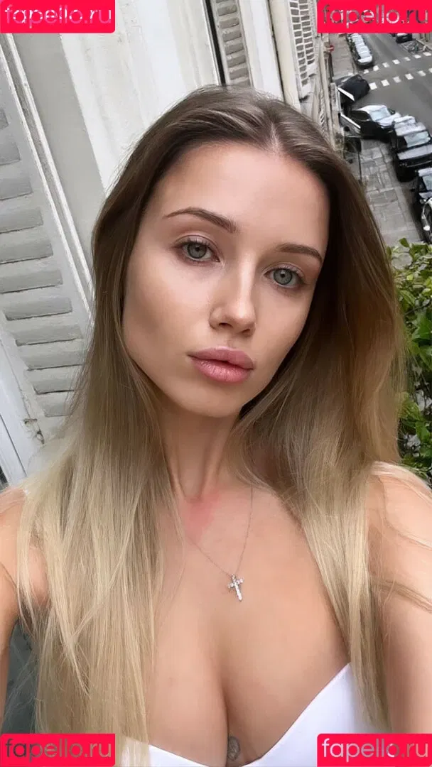 Polina Malinovskaya Onlyfans Photo Gallery 