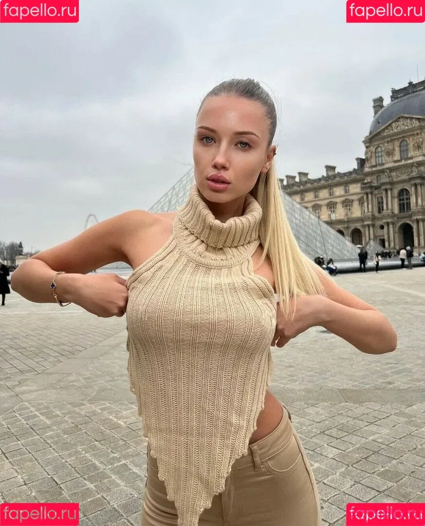 Polina Malinovskaya Onlyfans Photo Gallery 