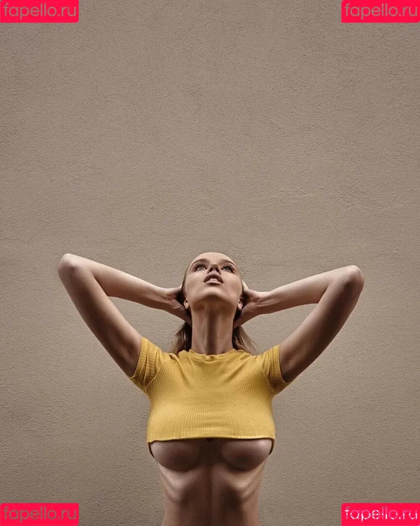Polina Malinovskaya Onlyfans Photo Gallery 