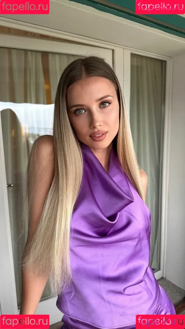 Polina Malinovskaya Onlyfans Photo Gallery 