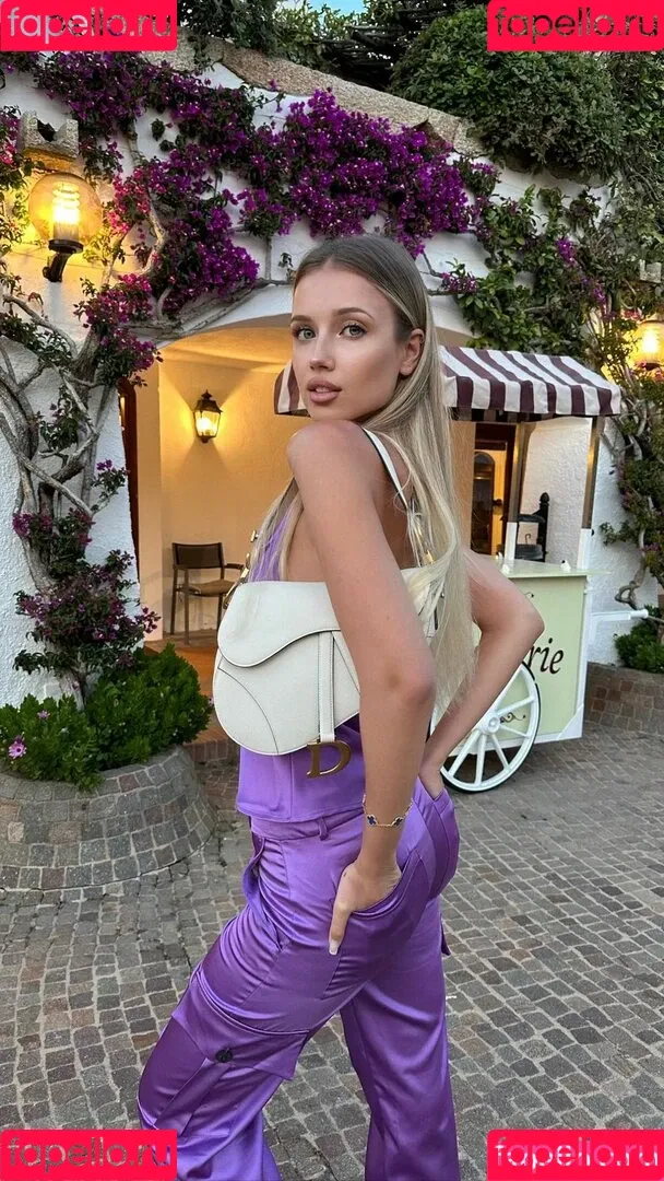 Polina Malinovskaya Onlyfans Photo Gallery 