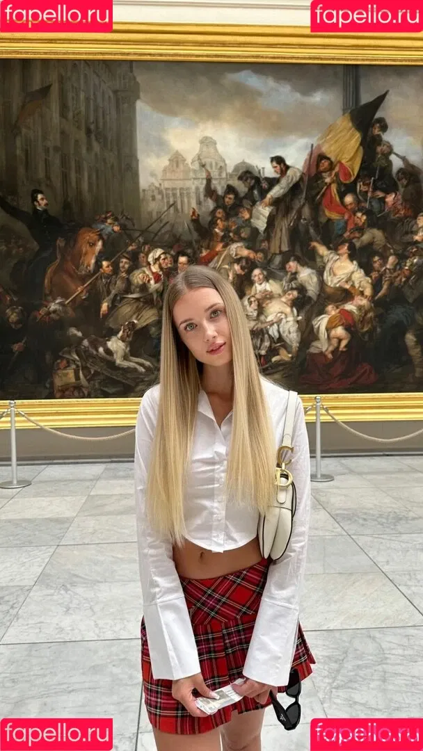 Polina Malinovskaya Onlyfans Photo Gallery 