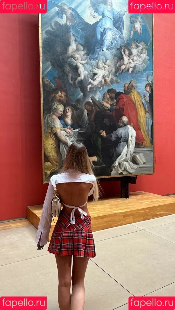 Polina Malinovskaya Onlyfans Photo Gallery 