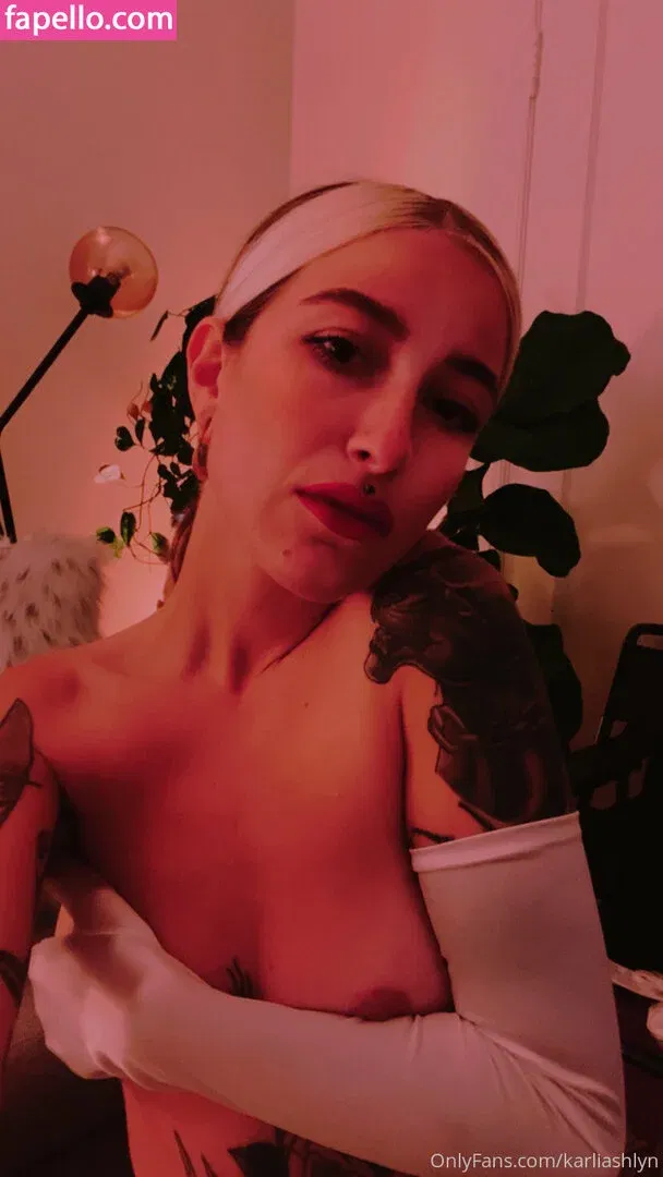 simpwhisperer Onlyfans Photo Gallery 