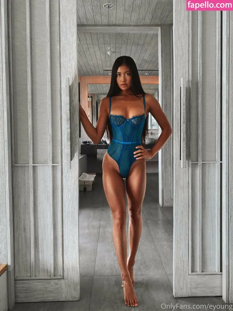 eyoung Onlyfans Photo Gallery 