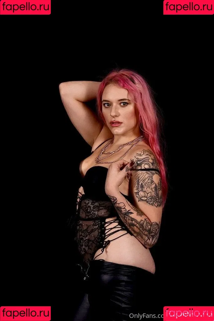 Nirvana Onlyfans Photo Gallery 
