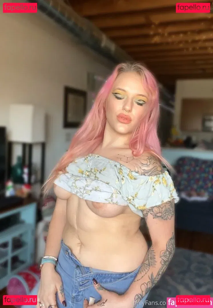 Nirvana Onlyfans Photo Gallery 