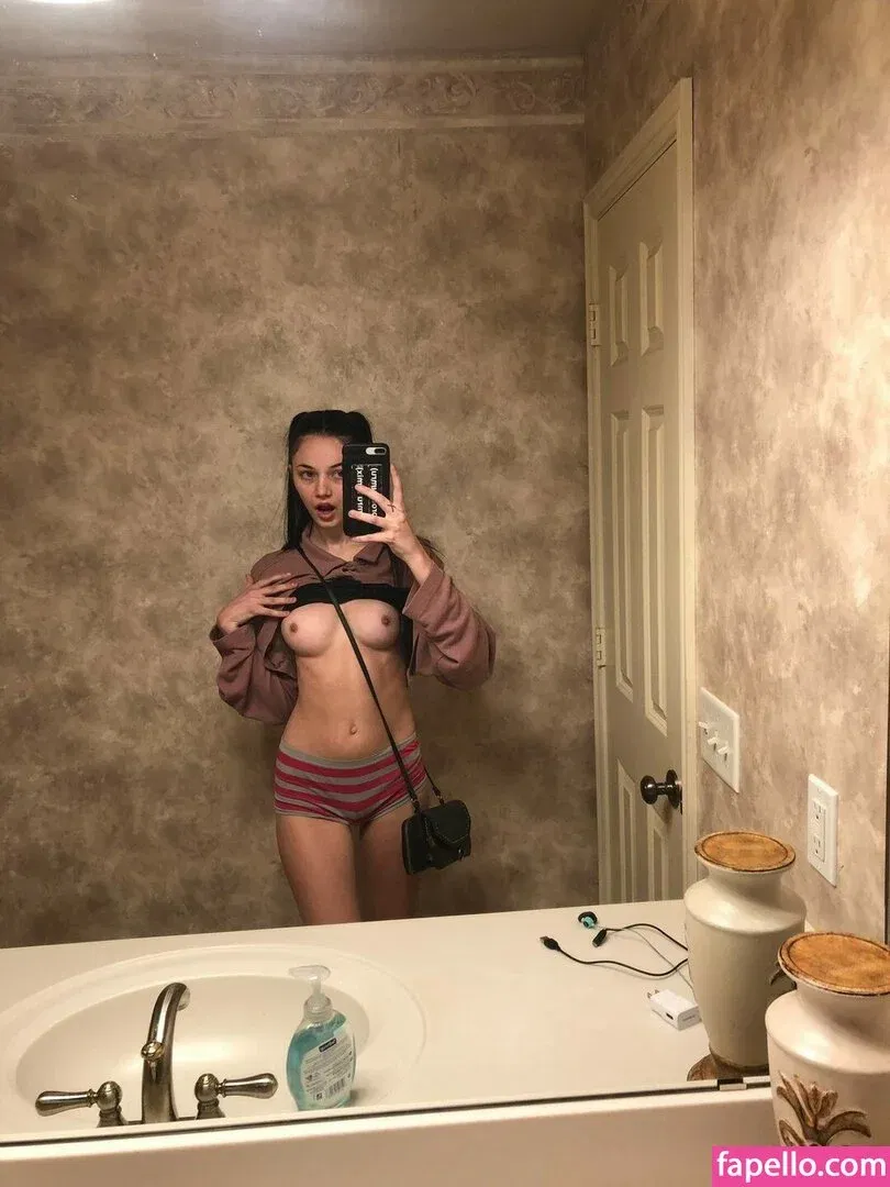 Rylrat Onlyfans Photo Gallery 