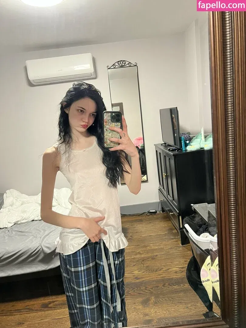 Rylrat Onlyfans Photo Gallery 