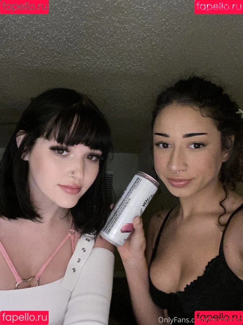 moolooxo Onlyfans Photo Gallery 