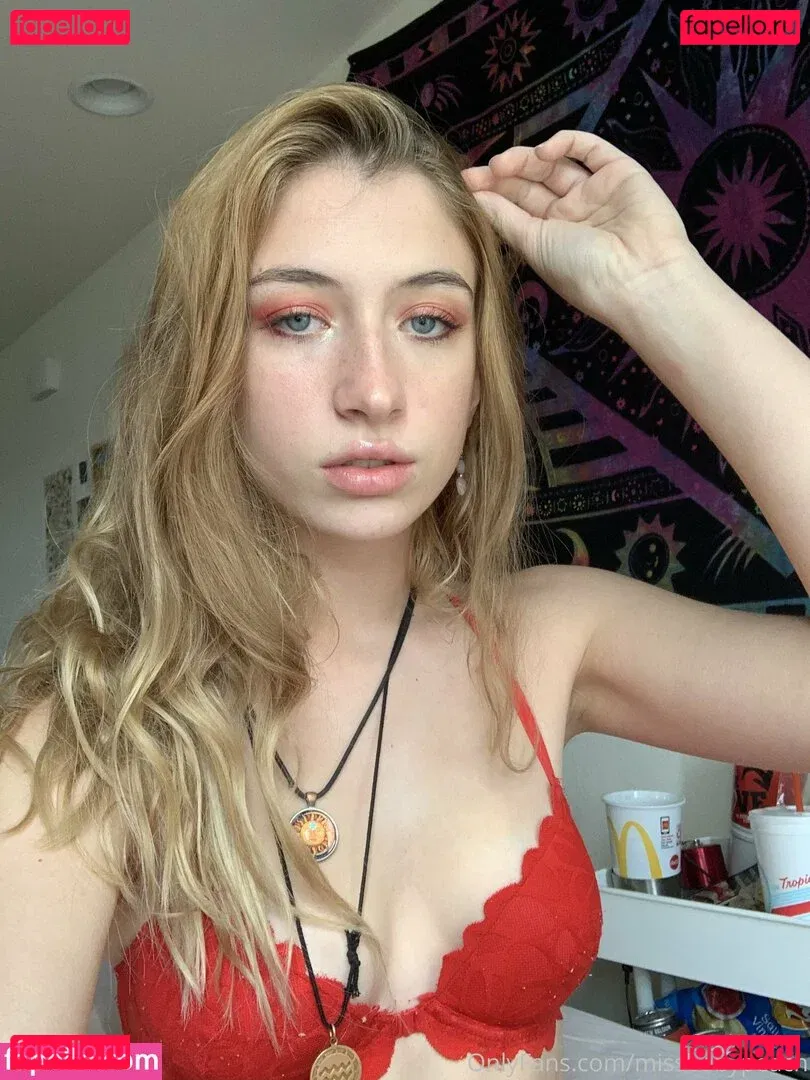 Pr33tyhoney Onlyfans Photo Gallery 