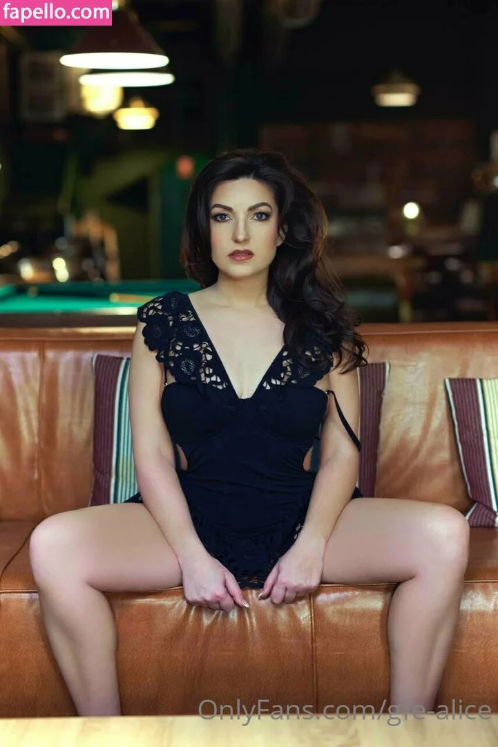 gfe-alice Onlyfans Photo Gallery 