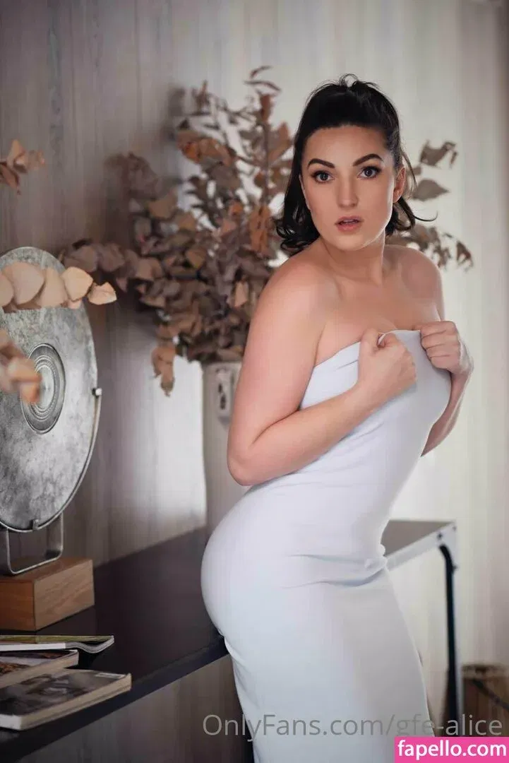 gfe-alice Onlyfans Photo Gallery 