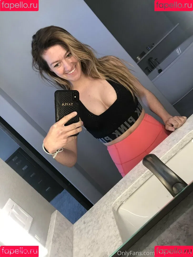tittytata Onlyfans Photo Gallery 