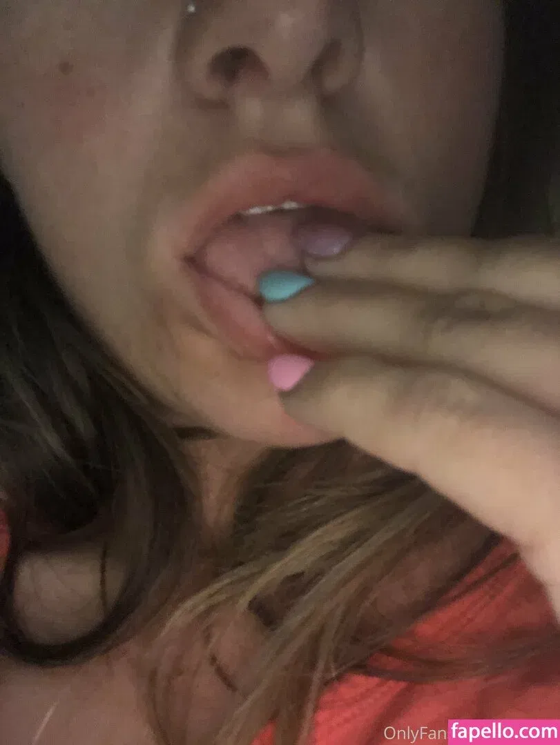 tittytata Onlyfans Photo Gallery 