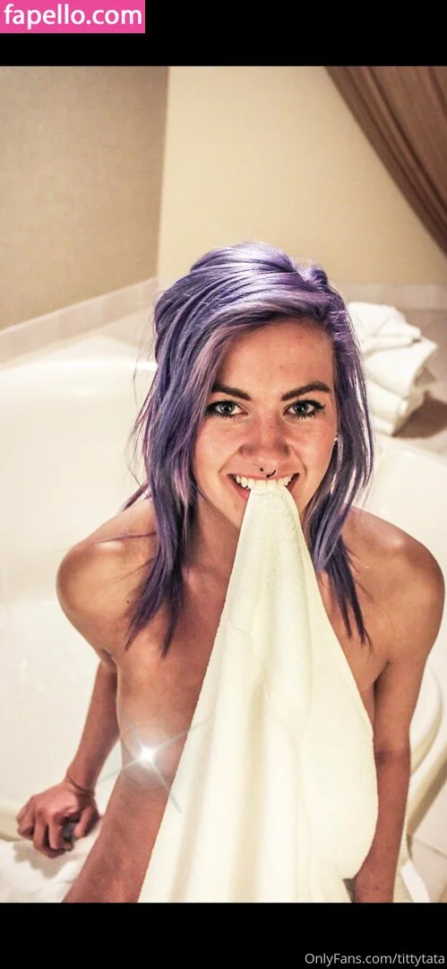 tittytata Onlyfans Photo Gallery 
