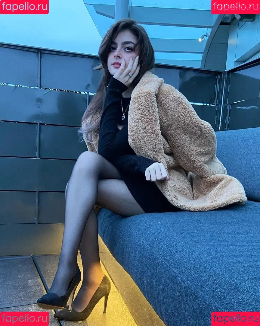 Aruuu Onlyfans Photo Gallery 