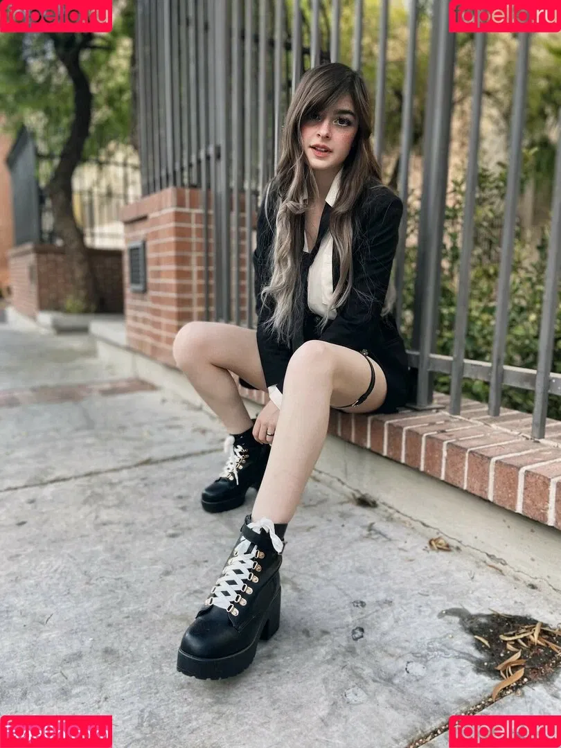 Aruuu Onlyfans Photo Gallery 